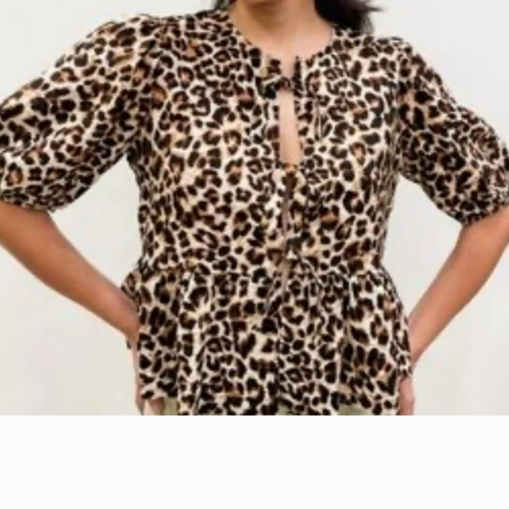Sim & Sam Animal Print Front Tie Peplum Top size XL NWT - Picture 6 of 6